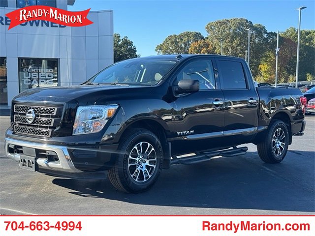 Used 2021 Nissan Titan SV w/ SV Convenience Package