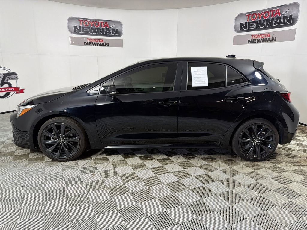 Used 2025 Toyota Corolla XSE image 6