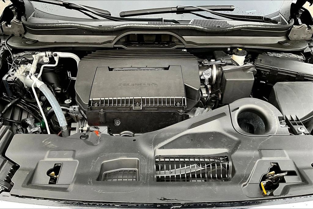 Used 2024 Honda Pilot Elite image 24
