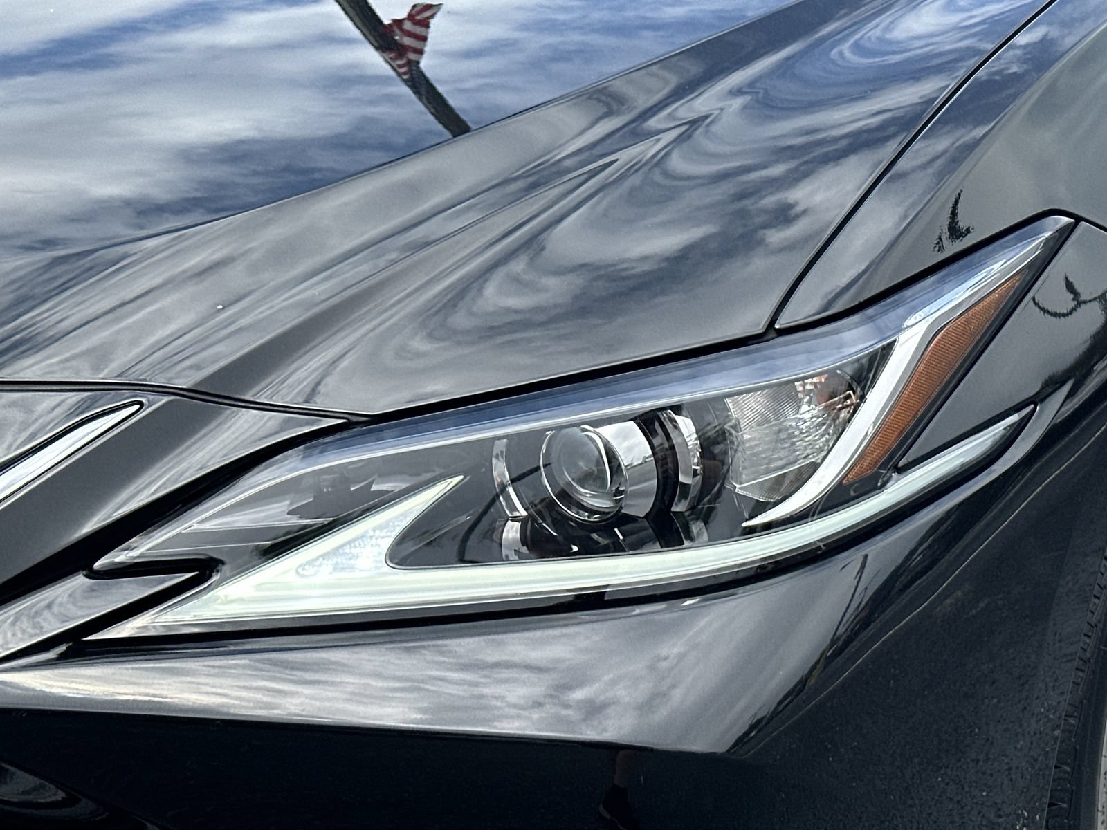 Used 2019 Lexus ES 350 w/ Accessory Package 2 FWD image 11