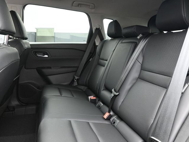 Certified 2026 Nissan Rogue Dark Armor FWD image 16