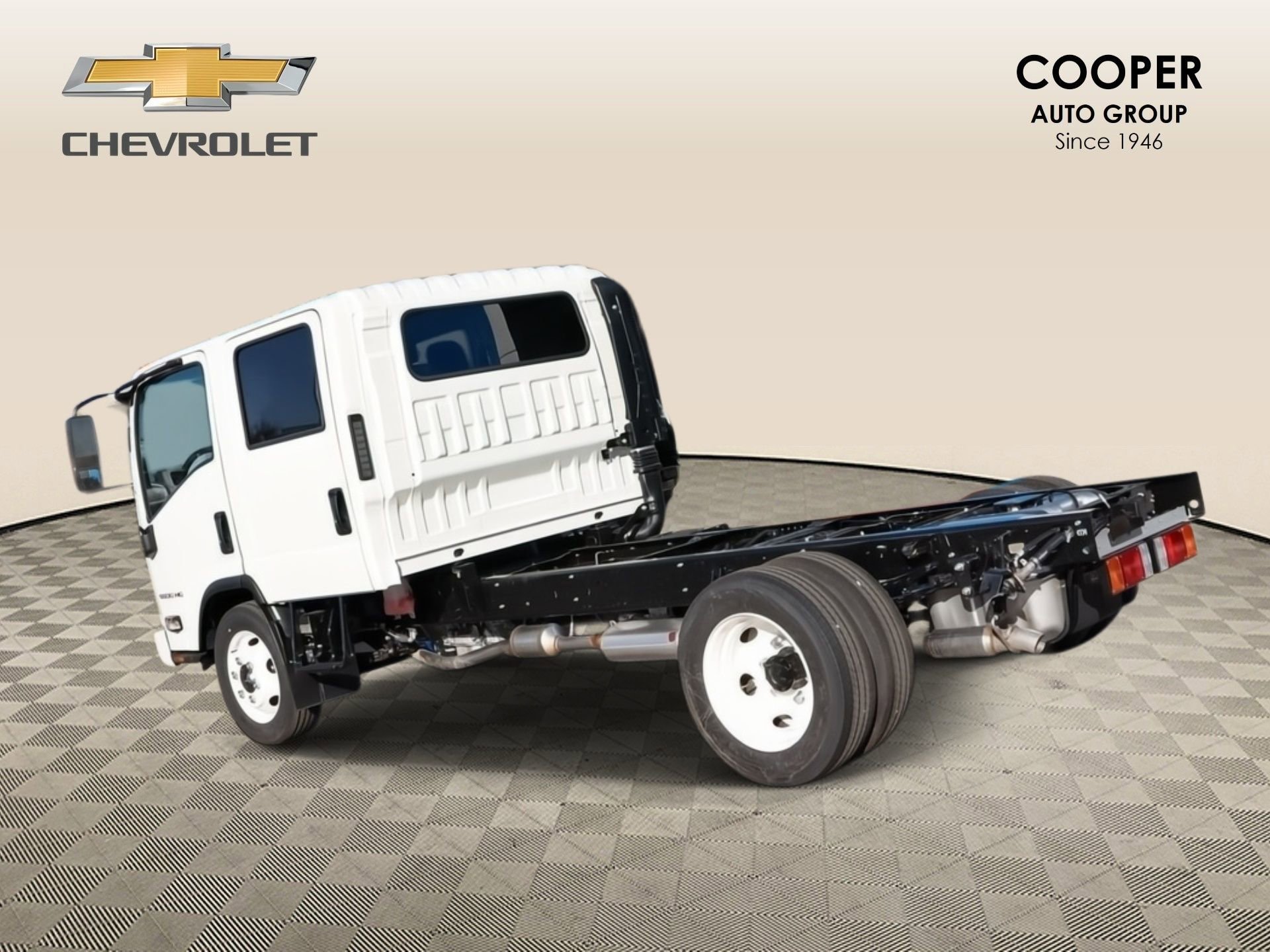 New 2024 Chevrolet Low Cab Forward 5500HG RWD image 17