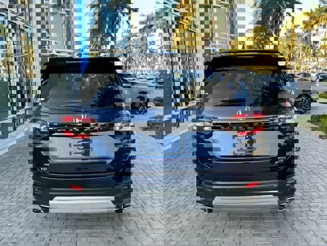 Certified 2023 Honda Pilot Touring image 5