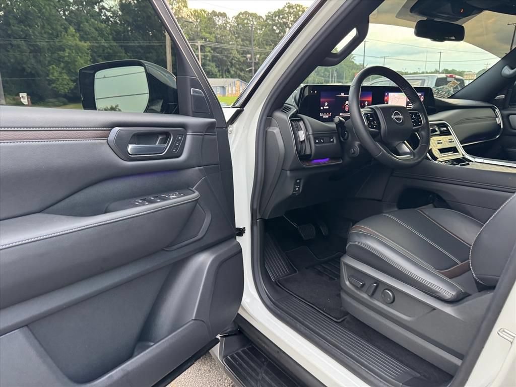 Certified 2025 Nissan Armada SL w/ Captain's Chari Seat Package AWD/4WD image 16