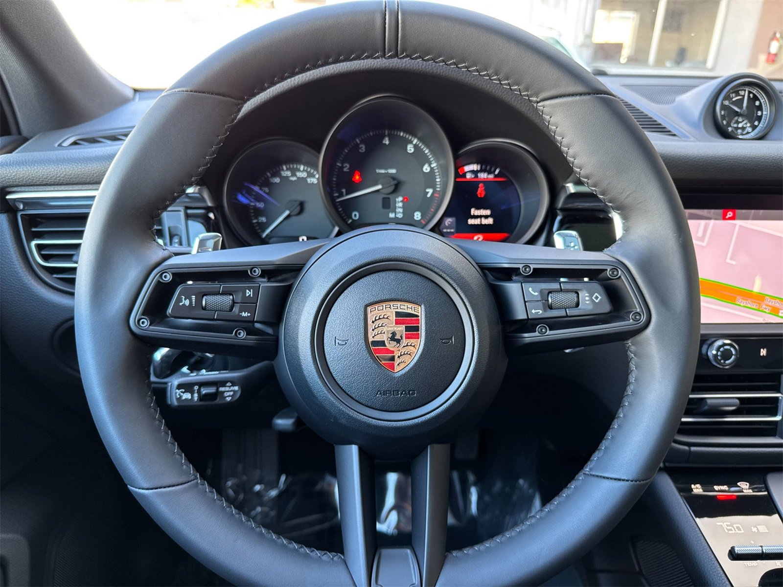 New 2026 Porsche Macan image 24