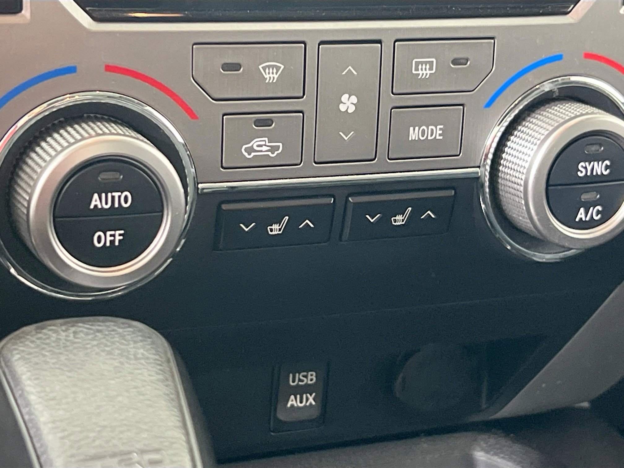 Used 2016 Toyota Tundra Limited image 21