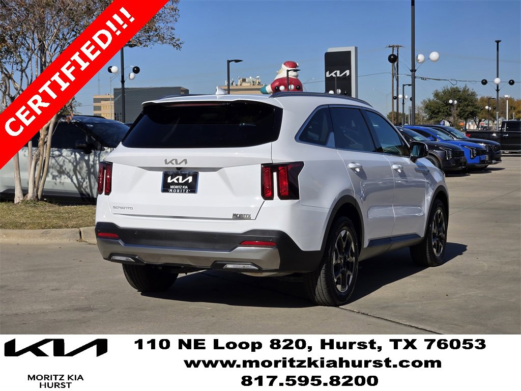 Certified 2025 Kia Sorento S w/ Panoramic Sunroof Package image 4