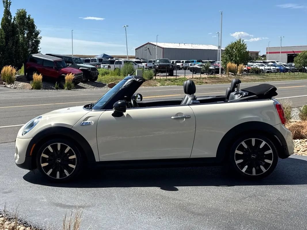 Used 2019 MINI Cooper S w/ Signature Upholstery Package FWD image 91