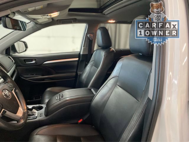 Used 2019 Toyota Highlander XLE image 10