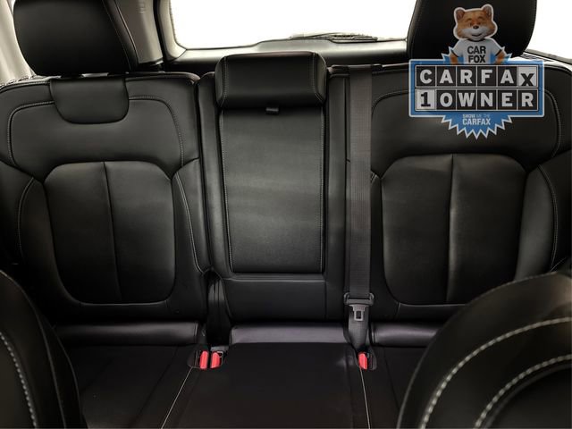 Used 2023 Jeep Grand Cherokee Limited image 15