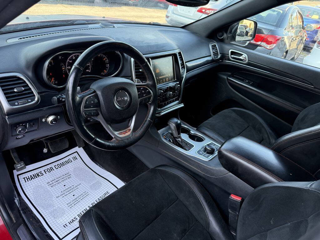 Used 2017 Jeep Grand Cherokee Trailhawk AWD/4WD image 15