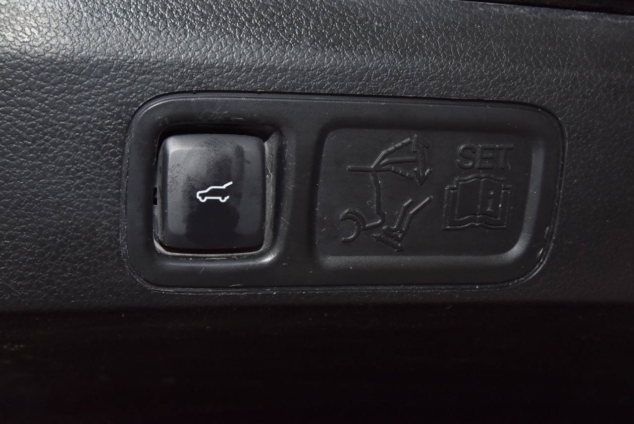 Used 2019 Ford Expedition XLT w/ Equipment Group 202A RWD image 39