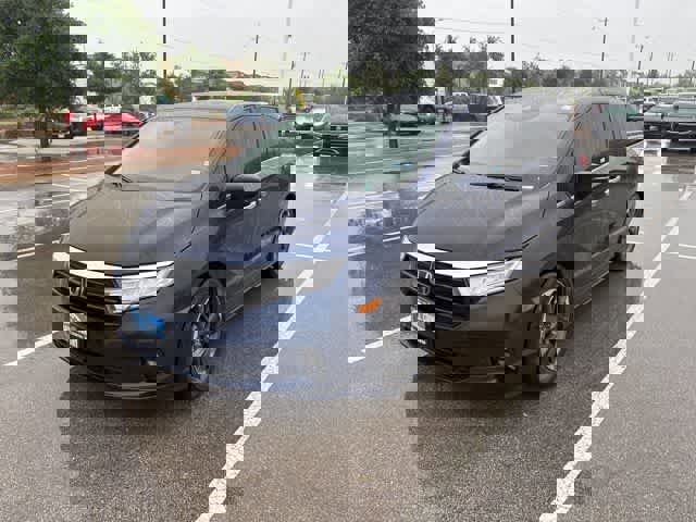 Used 2021 Honda Odyssey Elite image 1