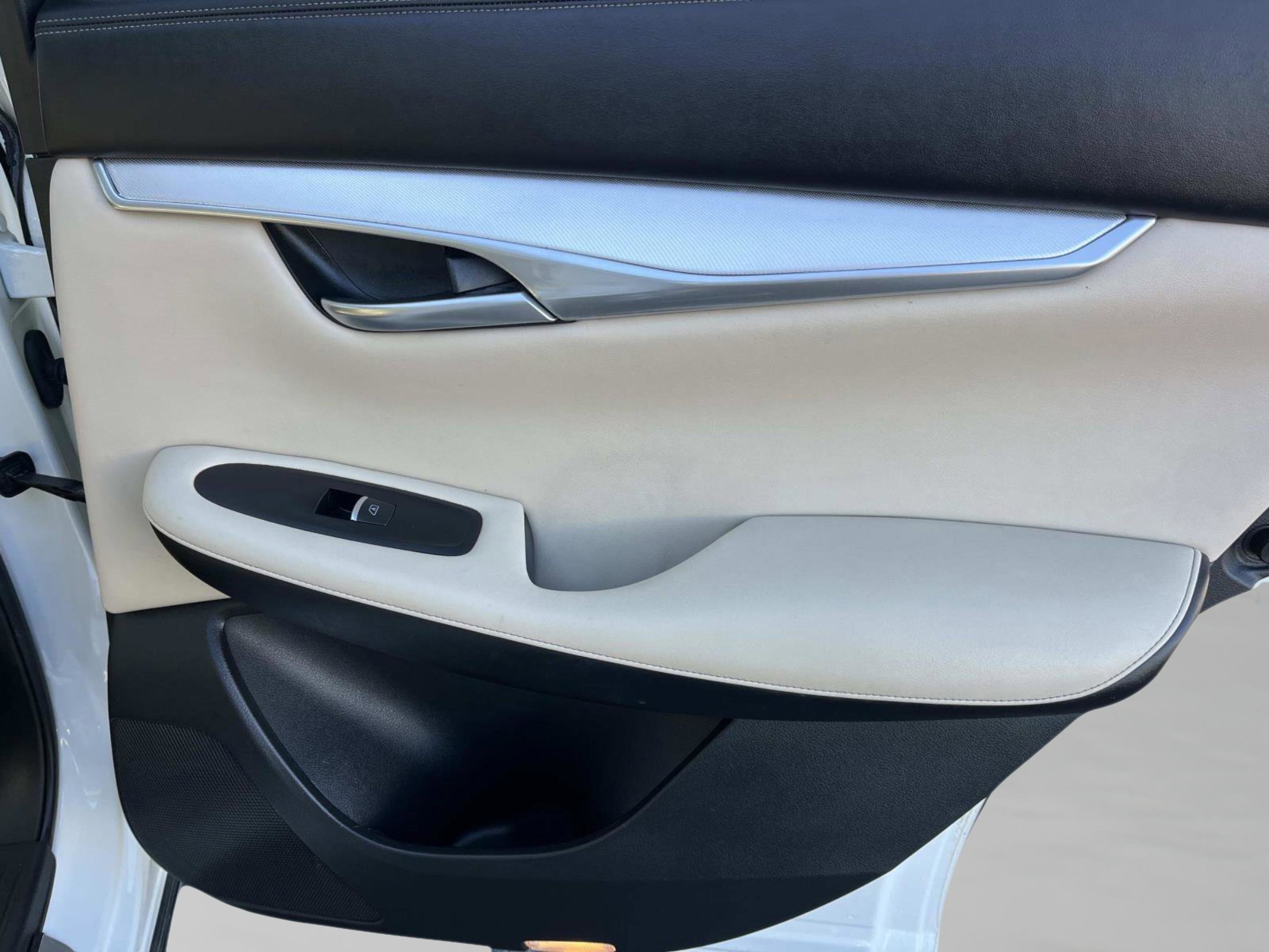 Used 2021 INFINITI QX50 Essential w/ Cargo Package image 24