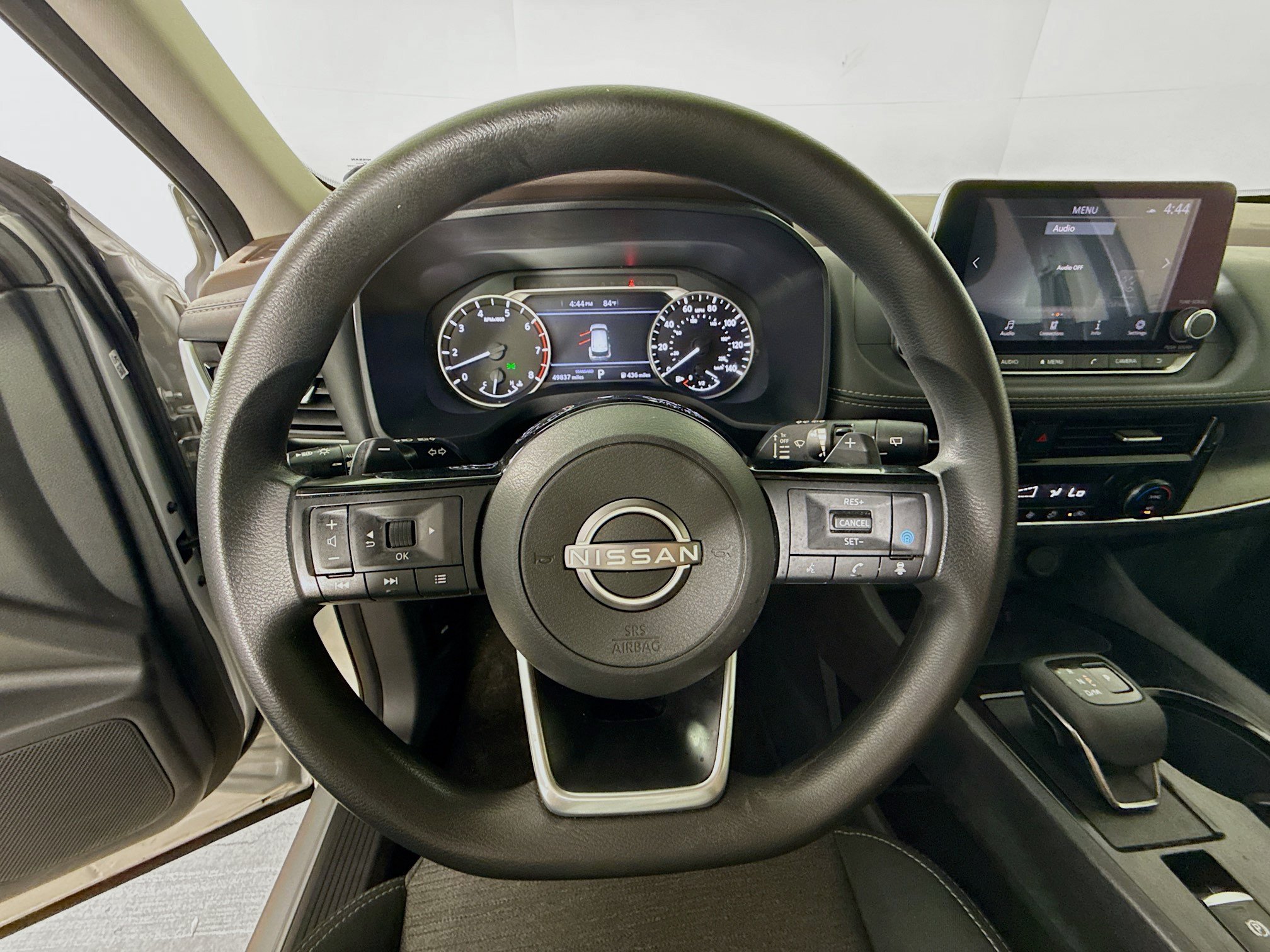 Used 2023 Nissan Rogue SV FWD image 11