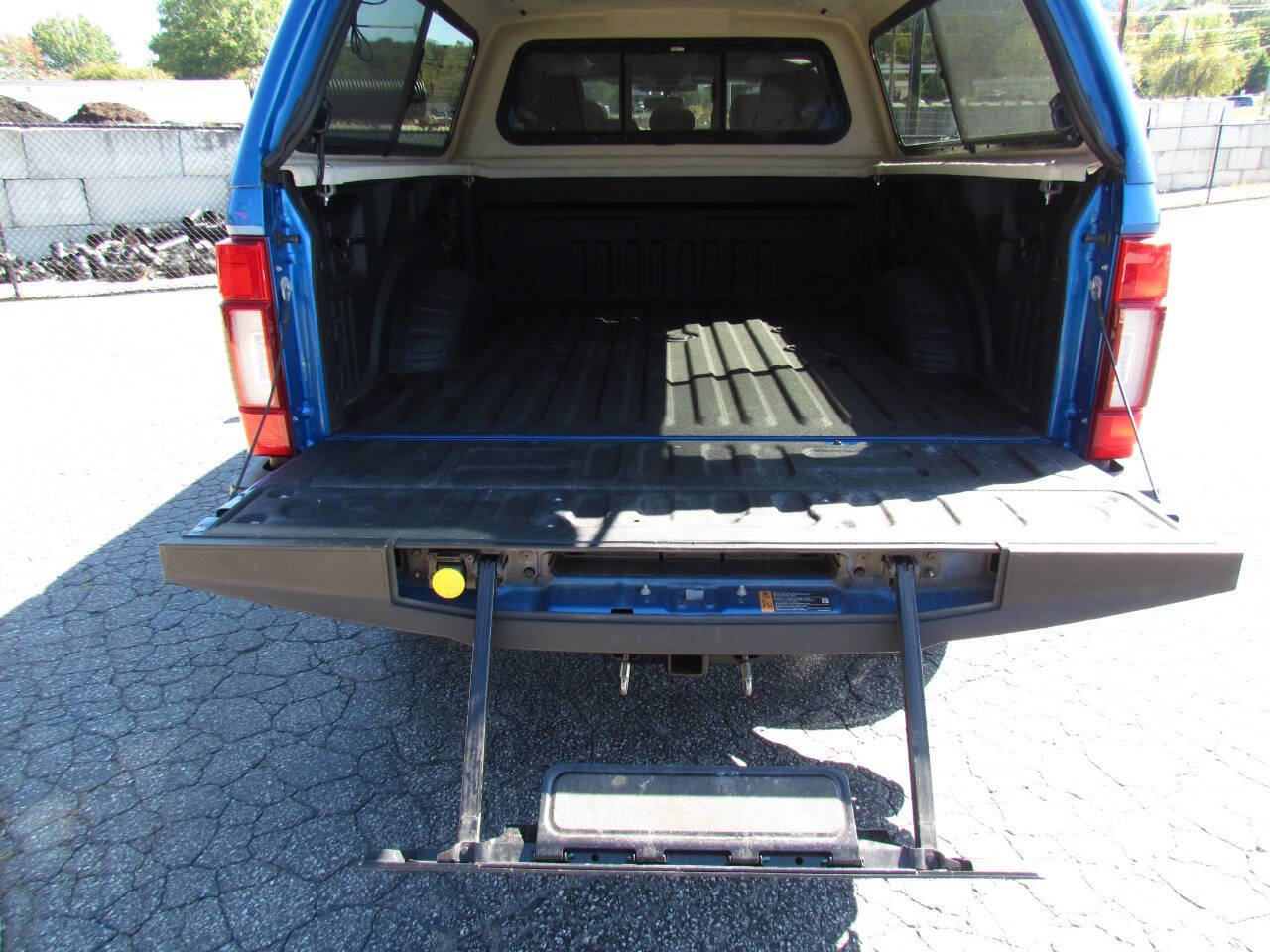 Used 2020 Ford F250 Lariat image 27