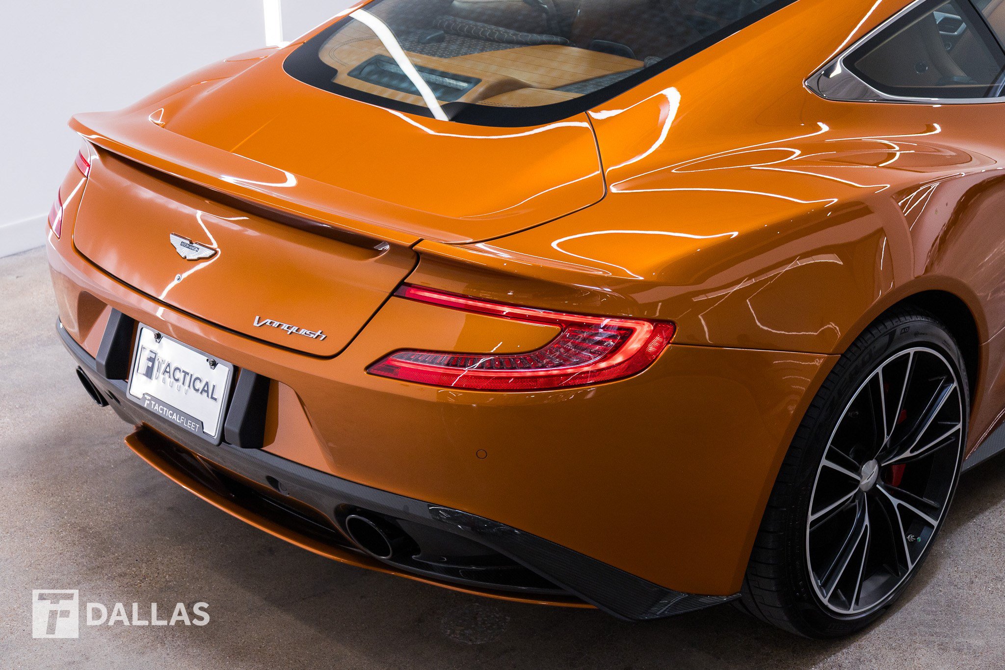 Used 2014 Aston Martin Vanquish Coupe RWD image 23