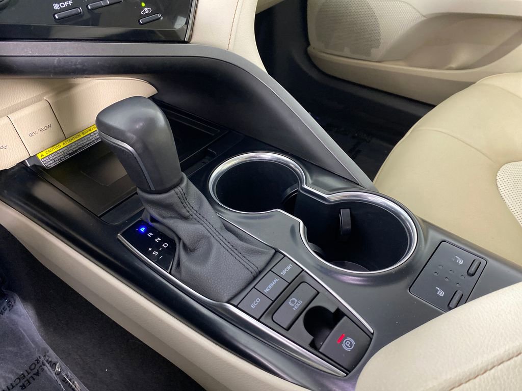 Certified 2020 Toyota Camry XLE image 23