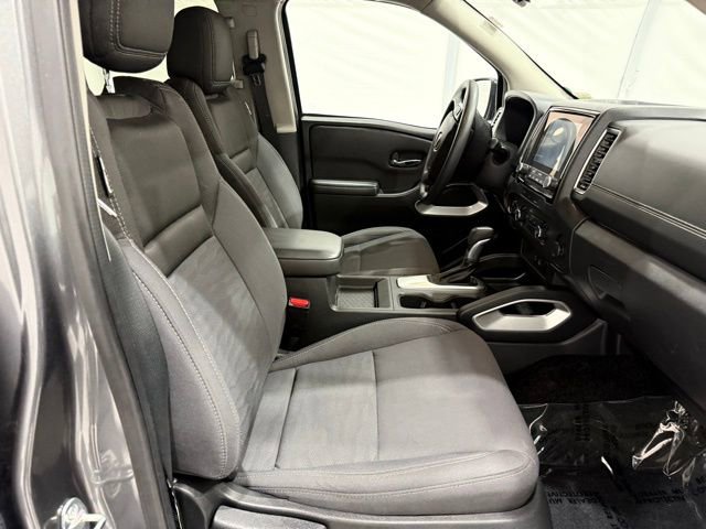 Used 2023 Nissan Frontier SV image 19