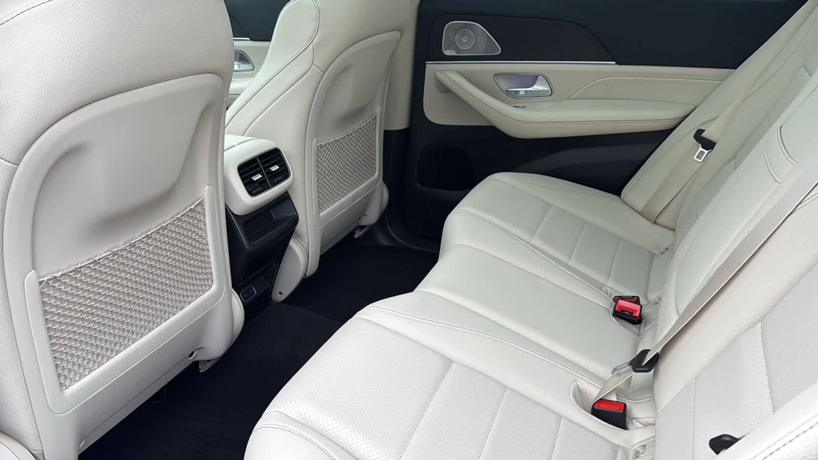 New 2026 Mercedes-Benz GLE 350 4MATIC image 32