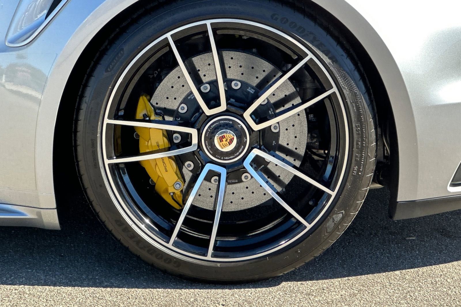 Used 2022 Porsche 911 Turbo S image 44