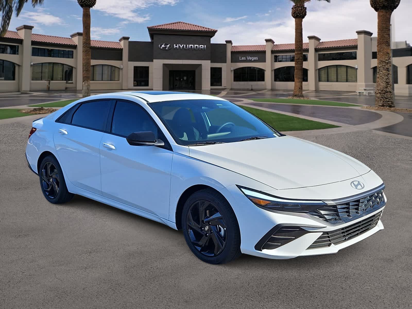 New 2026 Hyundai Elantra SEL Sport FWD image 2