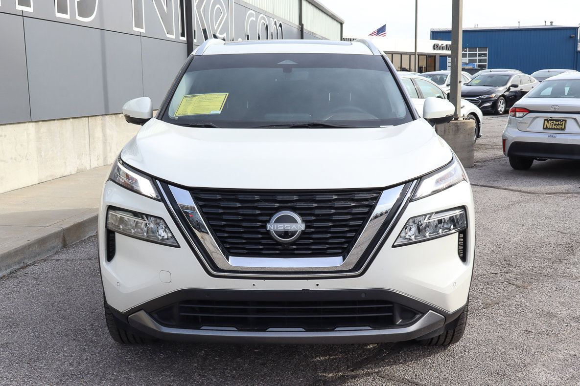 Used 2023 Nissan Rogue SL w/ SL Premium Package AWD/4WD image 2