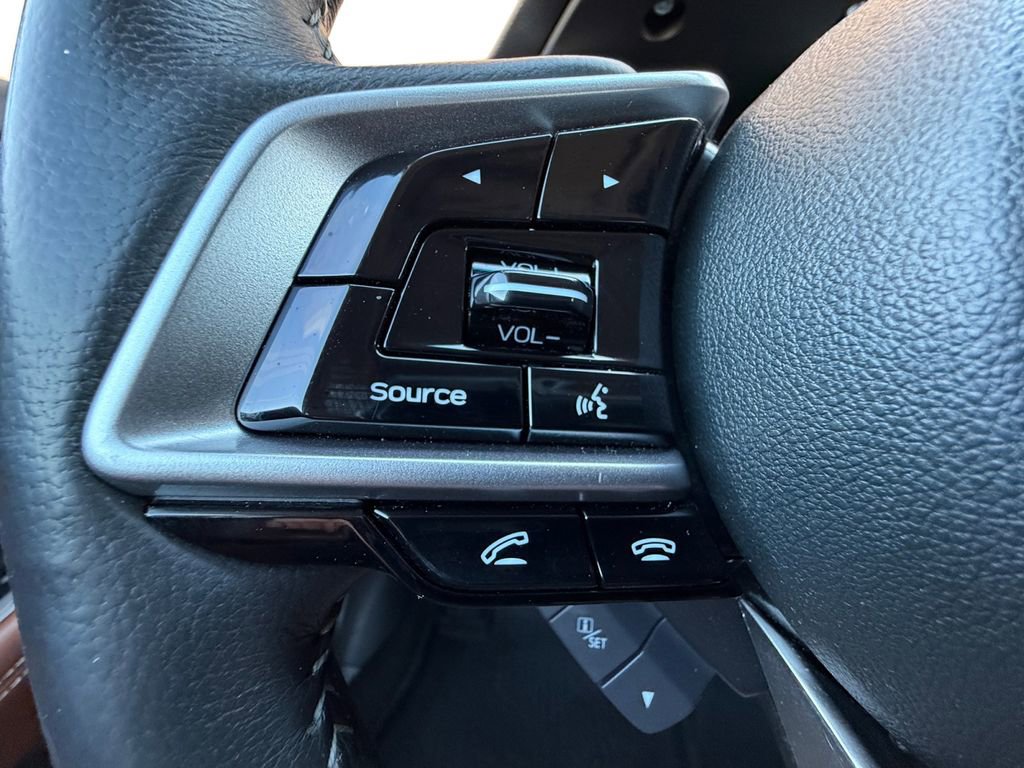 Used 2018 Subaru Outback 3.6R Touring image 22