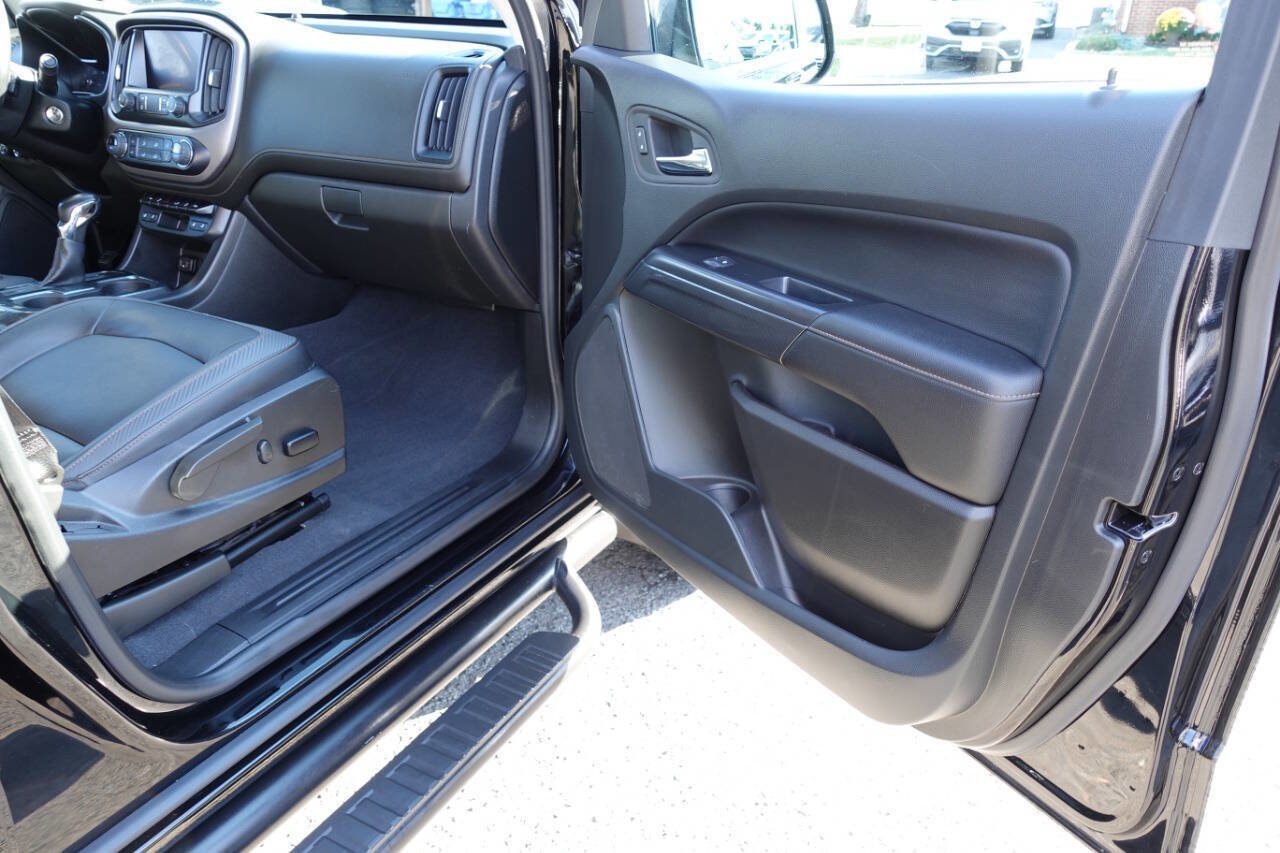 Used 2022 GMC Canyon AT4 image 33