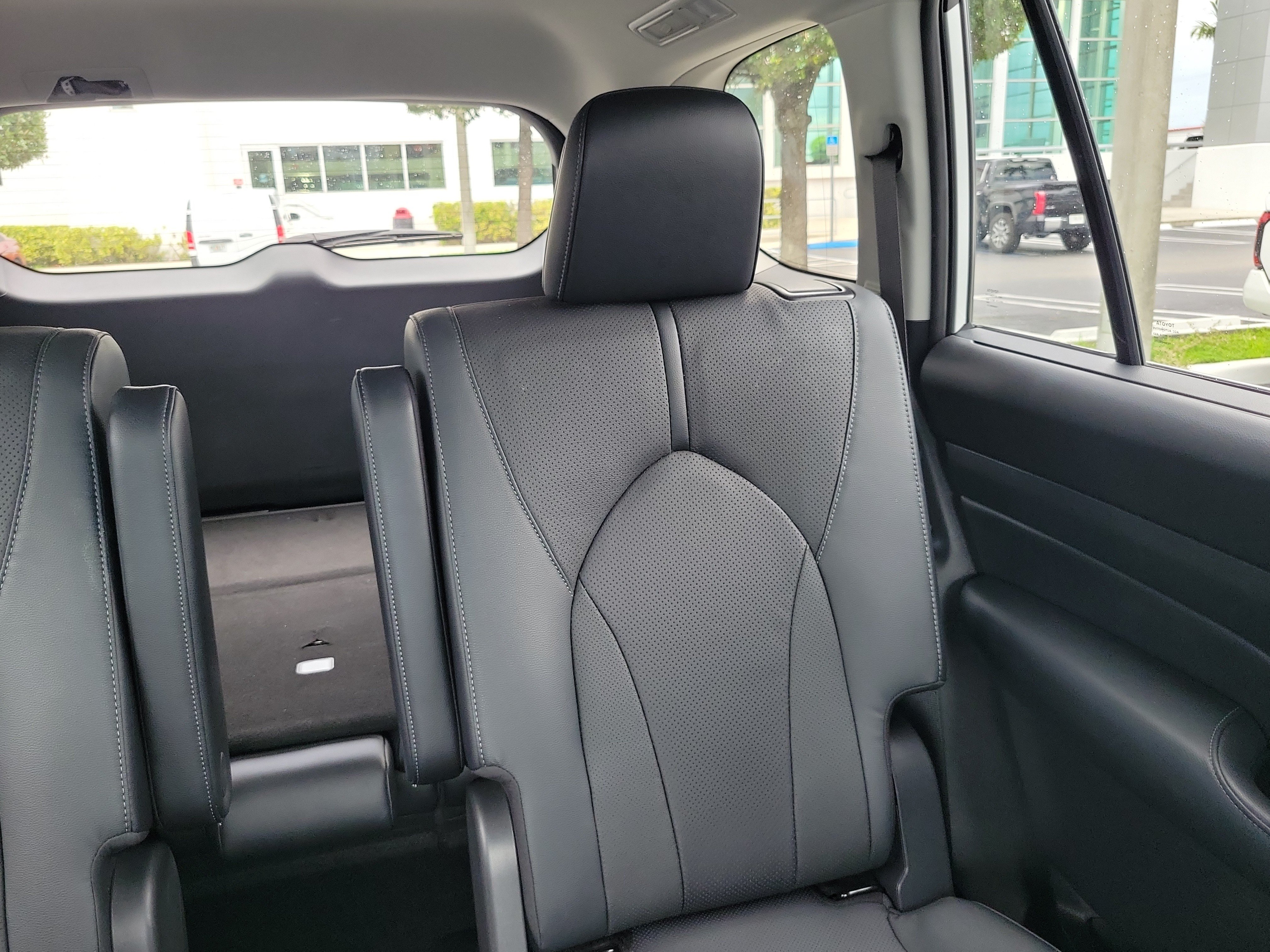 Used 2025 Toyota Grand Highlander FWD image 22