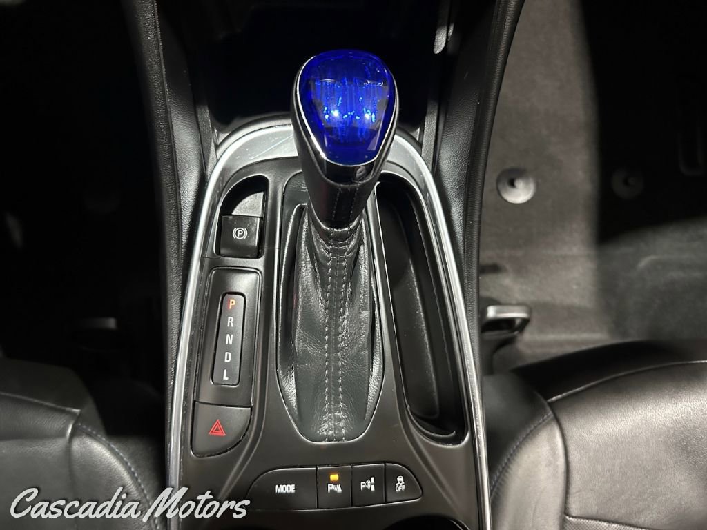 Used 2017 Chevrolet Volt Premier FWD image 38