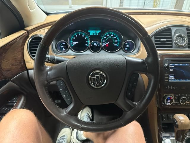 Used 2017 Buick Enclave Leather FWD image 11