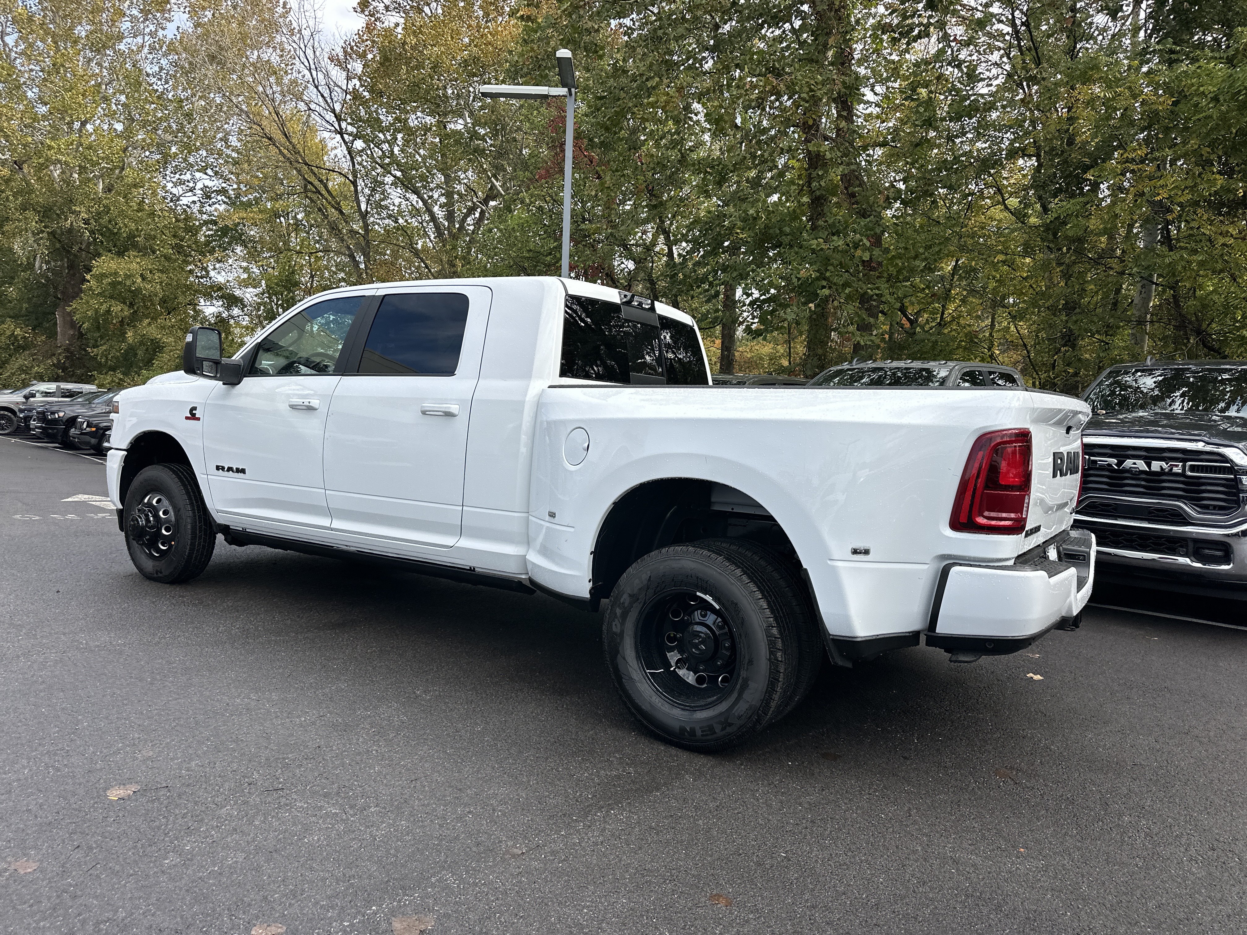 New 2027 RAM 3500 Laramie AWD/4WD image 27