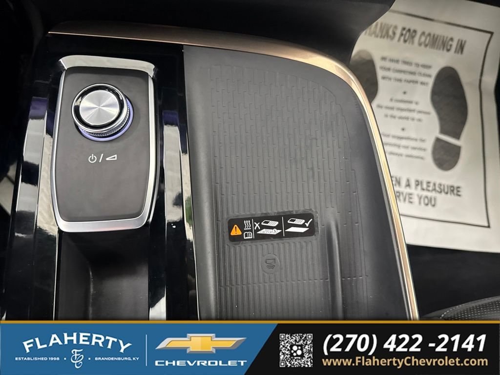 Used 2025 Buick Enclave Avenir w/ Super Cruise Package AWD/4WD image 27