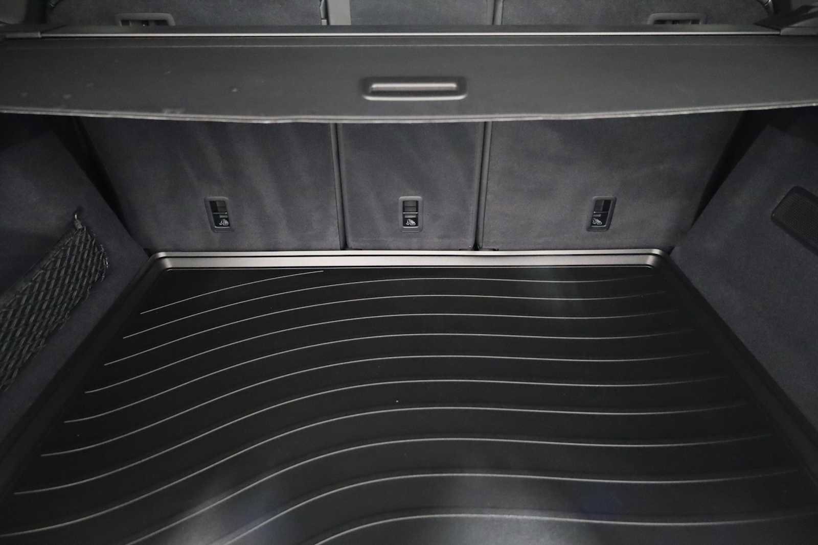 Certified 2024 Porsche Cayenne image 36