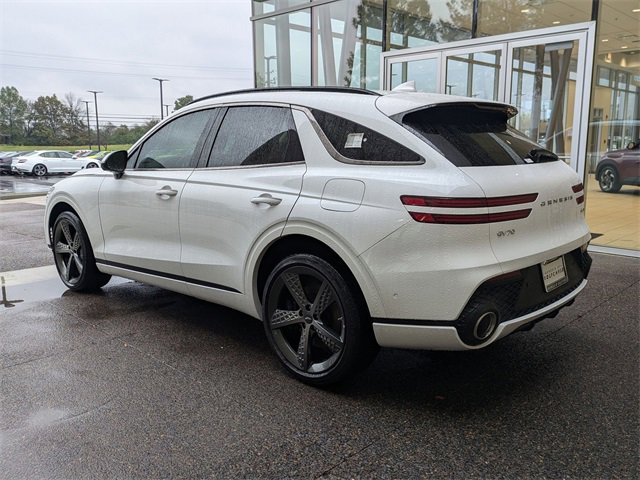 Used 2025 Genesis GV70 3.5T Sport w/ Sport Advanced Package image 2