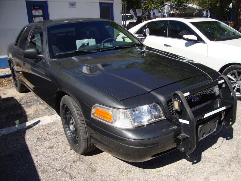 Used 2009 Ford Crown Victoria Police Interceptor image 1
