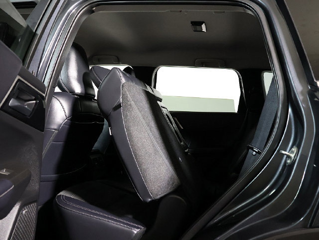 Used 2025 Mitsubishi Outlander SE FWD image 16