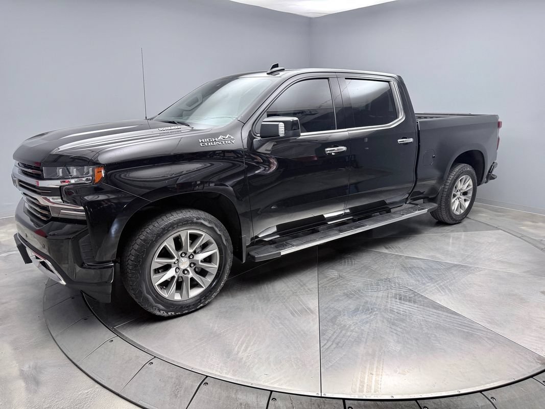 Used 2021 Chevrolet Silverado 1500 High Country w/ Technology Package AWD/4WD image 1