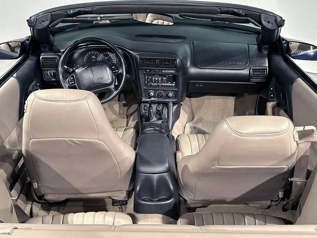 Used 2002 Chevrolet Camaro Z28 w/ SS Performance/Appearance Pkg RWD image 38