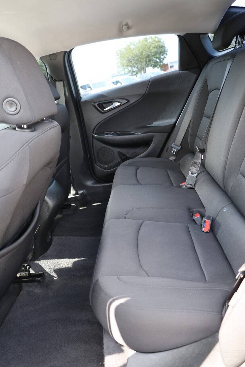 Used 2020 Chevrolet Malibu LS FWD image 16