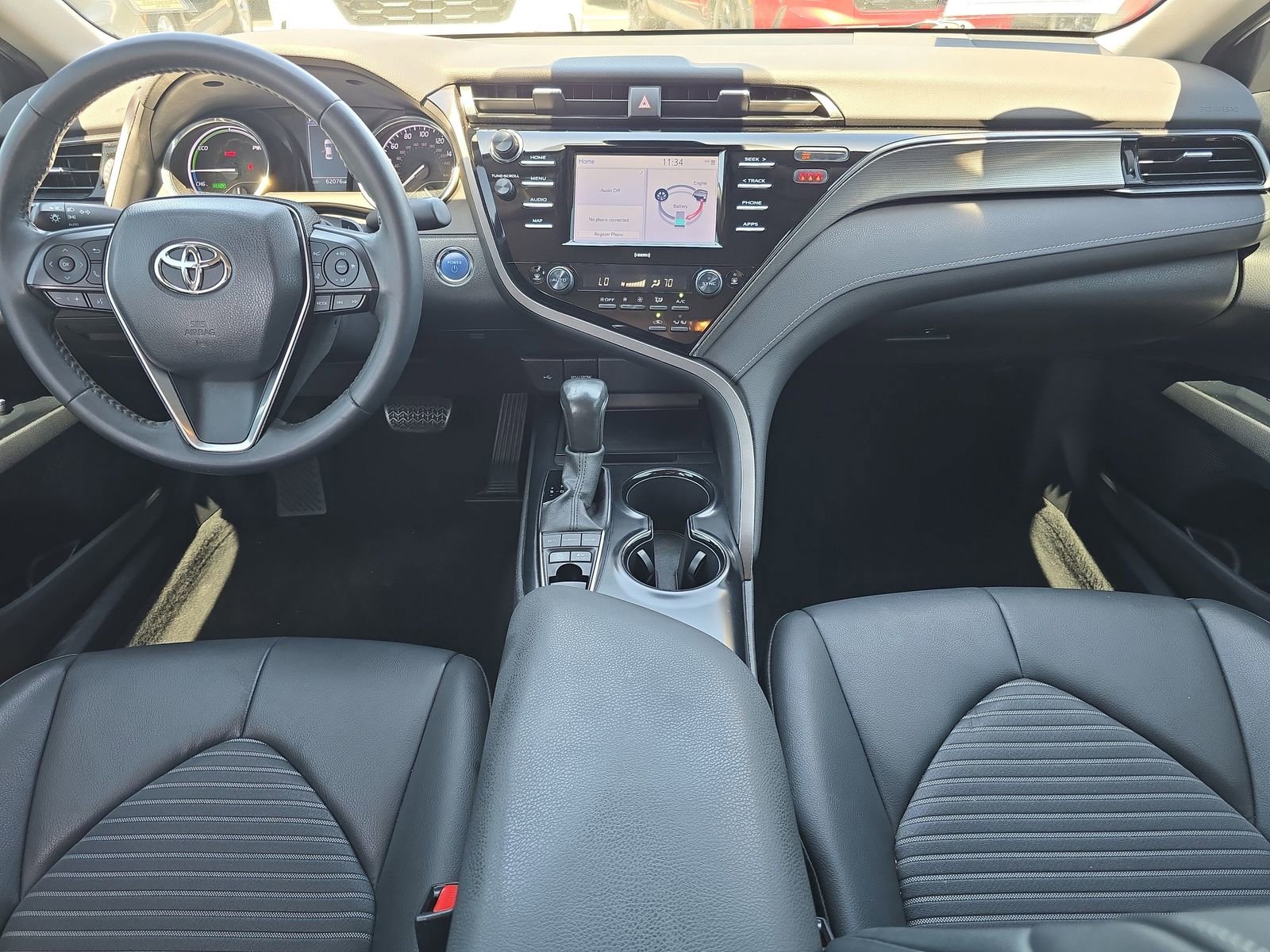 Used 2020 Toyota Camry SE FWD image 11