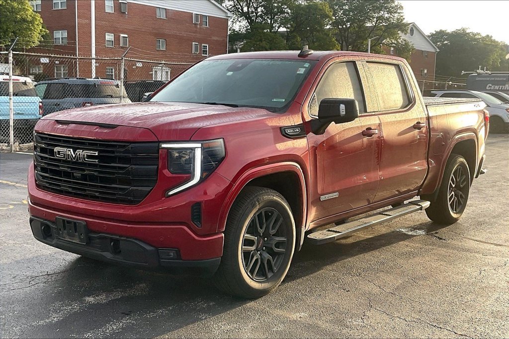 Used 2024 GMC Sierra 1500 Elevation w/ Elevation Premium Package AWD/4WD image 11
