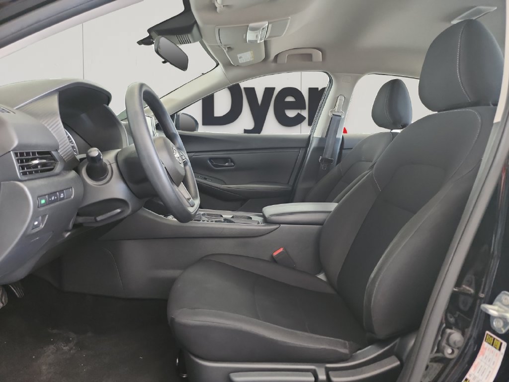 Used 2025 Nissan Sentra S FWD image 10