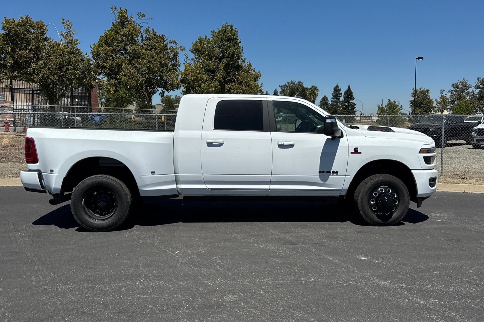 New 2026 RAM 3500 Laramie AWD/4WD image 2