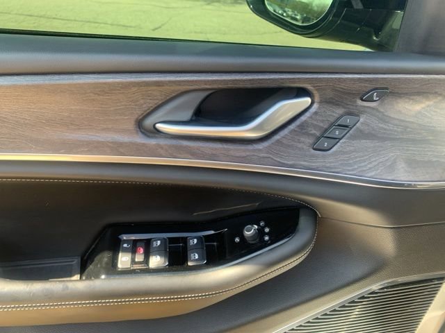 Used 2021 Jeep Grand Cherokee L Overland w/ Advanced Protech Group III AWD/4WD image 14