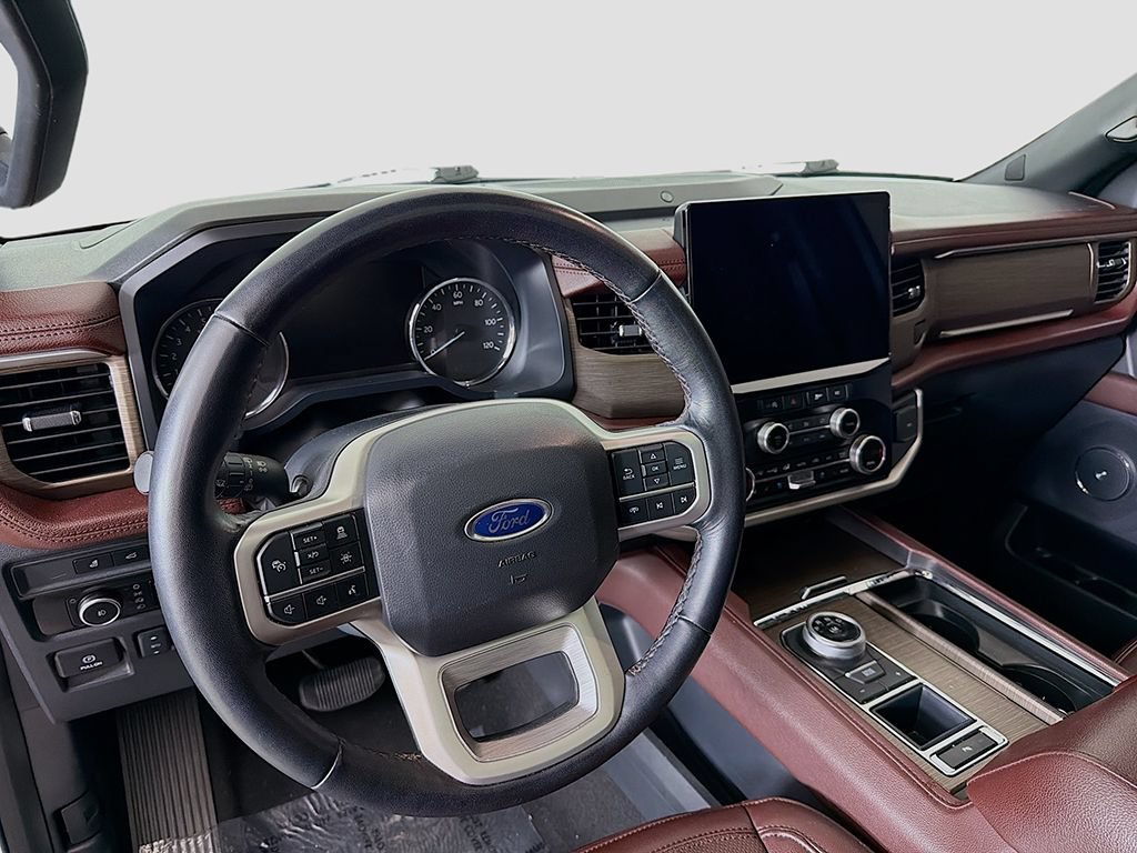 Used 2024 Ford Expedition Limited RWD image 25