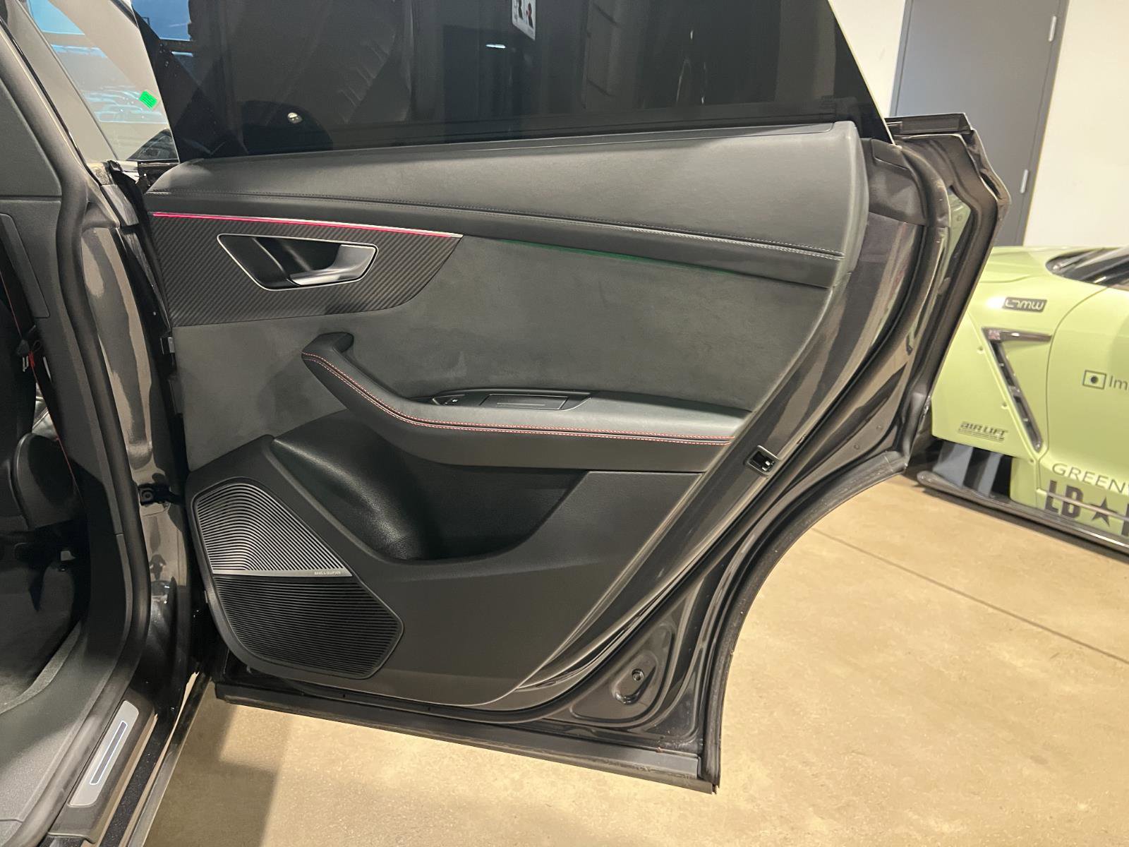 Used 2024 Audi RS Q8 image 41