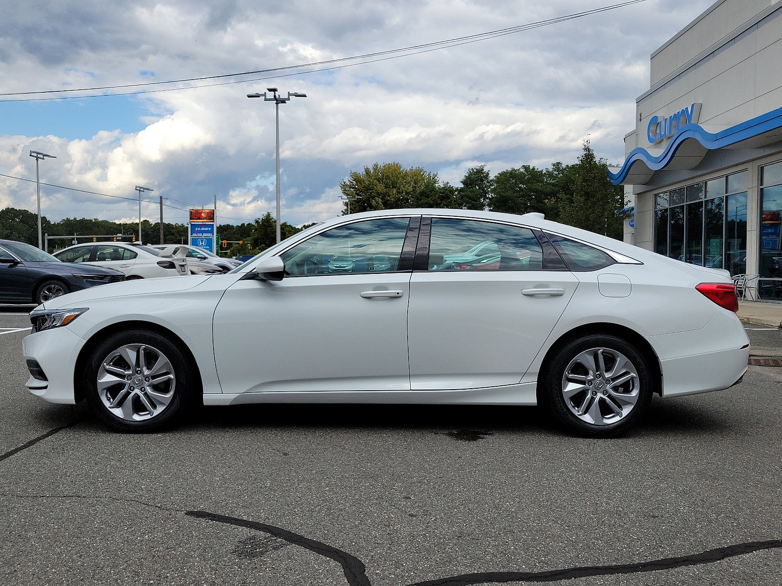 Used 2020 Honda Accord LX image 7