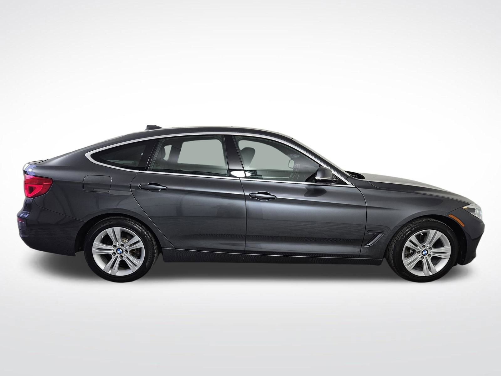 Used 2018 BMW 330i Gran Turismo xDrive w/ Premium Package AWD/4WD image 11